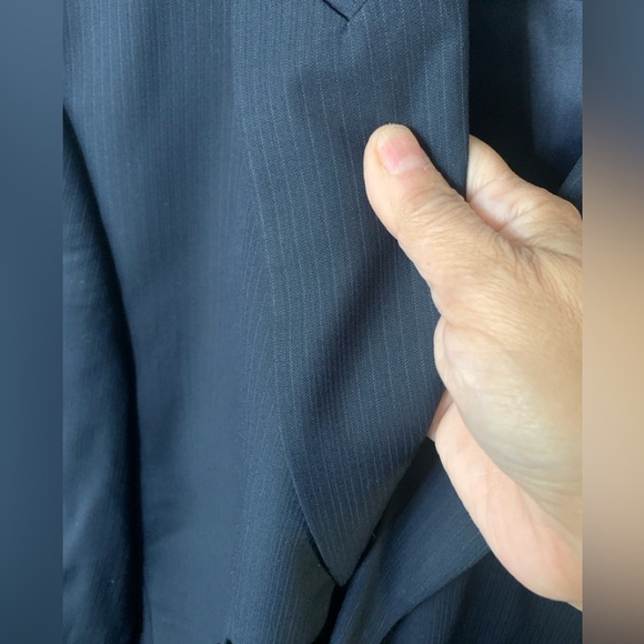 Men’s 46R Perry Ellis Portfolia Blue stripe suit. Pant size 39”x32” - Picture 4 of 9